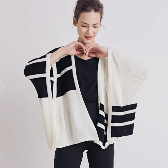 Brochu Walker*Revolve* Drape Front City Knit Alpaca Poncho O/S fits all - Picture 2 of 7